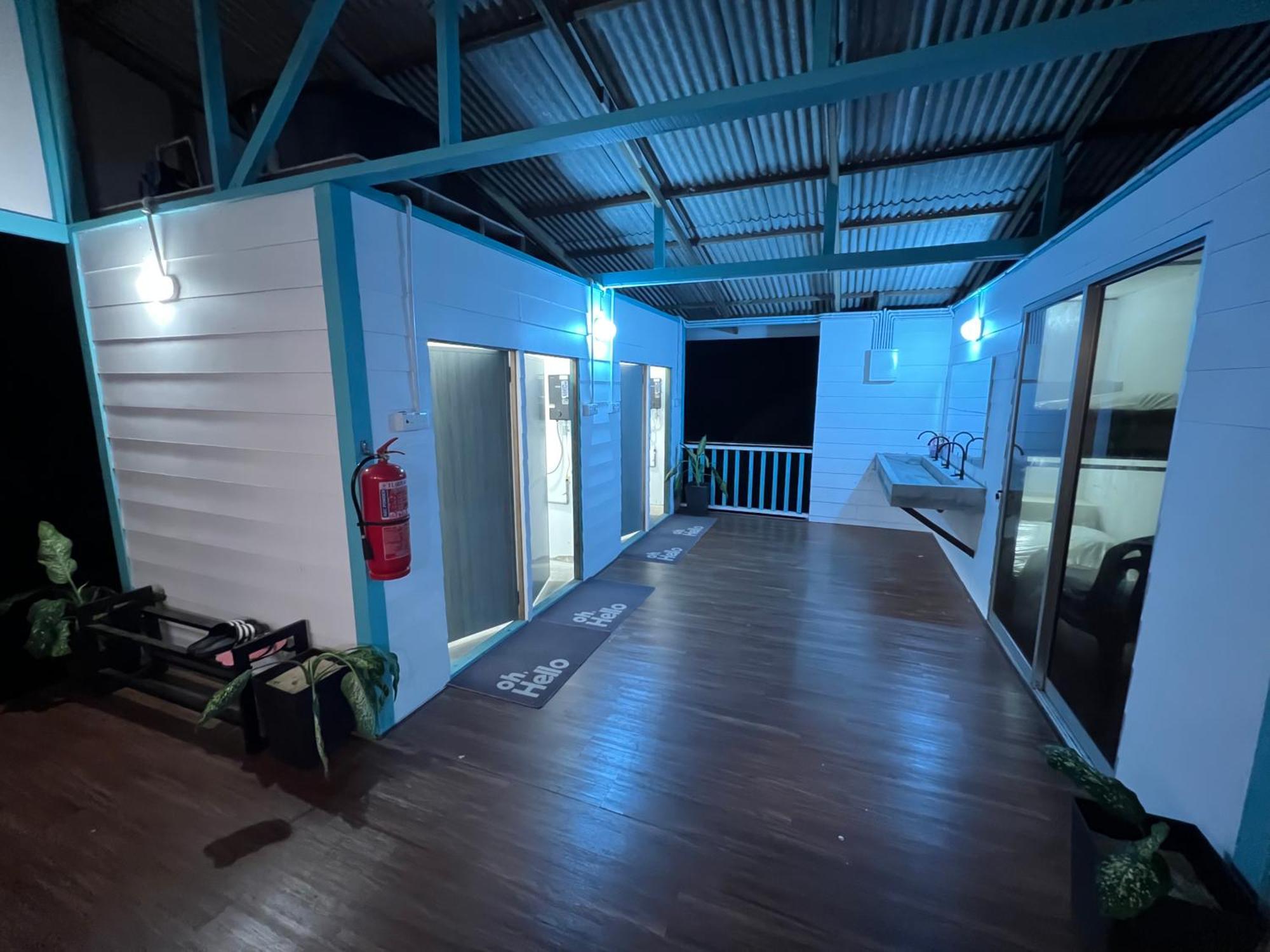 Dormitory Pondok Kampong Juara エクステリア 写真